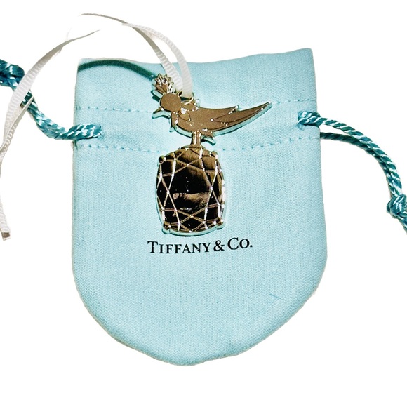 ❌SOLD ELSEWHERE❌ Tiffany & Co “Bird on a Rock” Silver Ornament/Charm - Picture 6 of 7